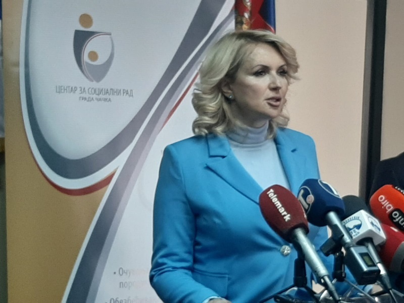 Кисић Тепавчевић: Држава опредељена да обезбеди социјалну сигурност